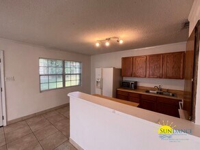 209 Tamarack Ave in Niceville, FL - Building Photo - Building Photo