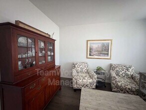 493 Spanish Wells Rd in Summerville, SC - Building Photo - Building Photo
