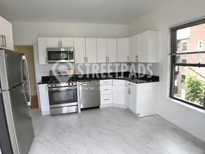 77 Lanark Rd in Boston, MA - Building Photo - Building Photo