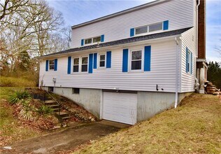 10 Joanth Terrace in Westerly, RI - Building Photo - Building Photo