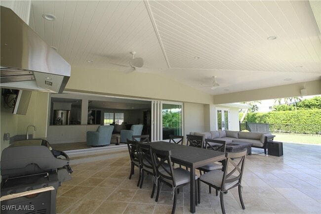 property at 1645 Mullet Ct