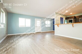 389 NE Ohenry Ct in Poulsbo, WA - Building Photo - Building Photo