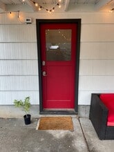 5520 N Concord Ave, Unit B in Portland, OR - Foto de edificio - Building Photo