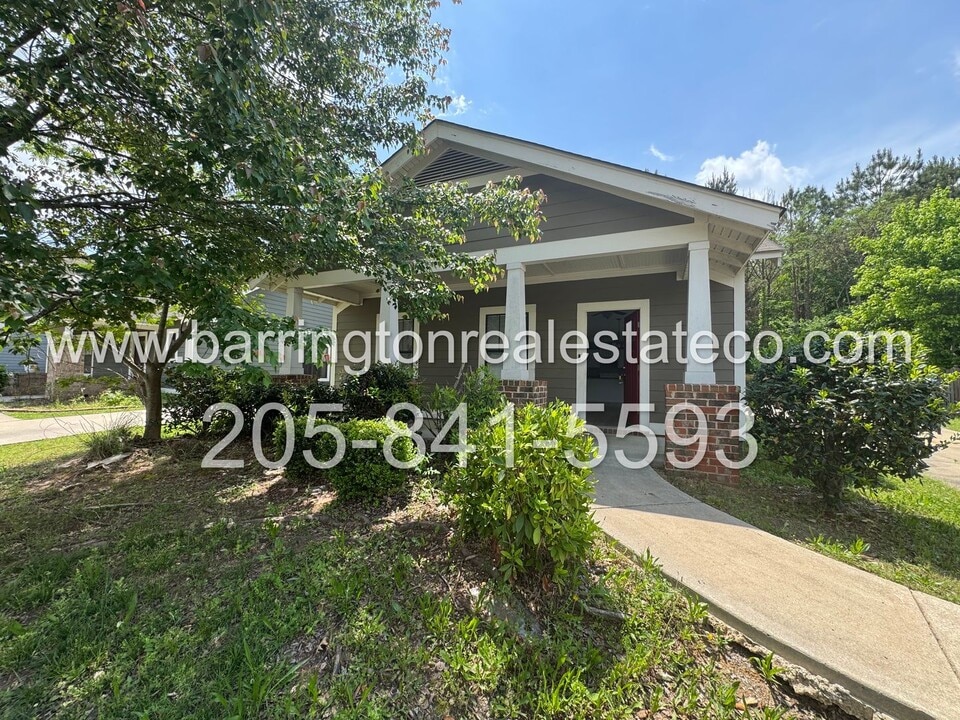 152 Enclave Ave in Calera, AL - Building Photo