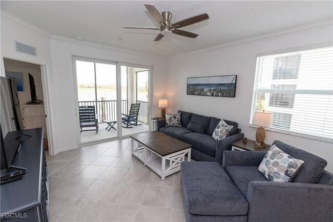 15375 Grn Acrs Ave, Unit 2228 in Punta Gorda, FL - Foto de edificio - Building Photo