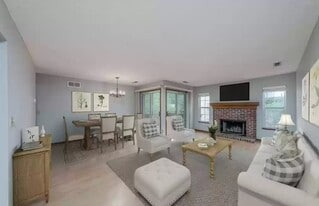 1360 Cedarwood Dr, Unit B2