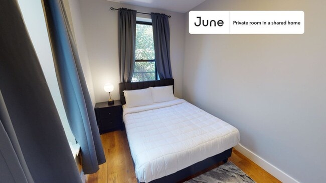 Room in Shared 3 bed/1 bath home, Unit B in New York, NY - Foto de edificio - Building Photo