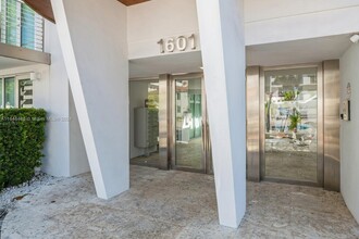 1601 West Ave in Miami Beach, FL - Foto de edificio - Building Photo