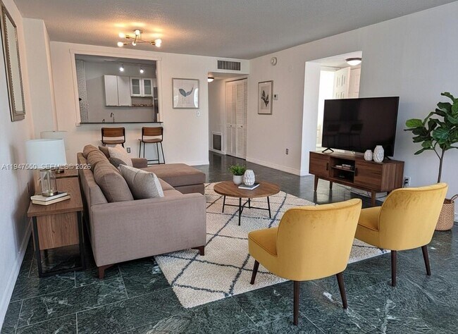 2016 Bay Dr in Miami Beach, FL - Building Photo - Building Photo