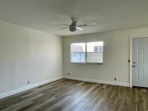 460 Saxony Way in Delray Beach, FL - Building Photo - Building Photo