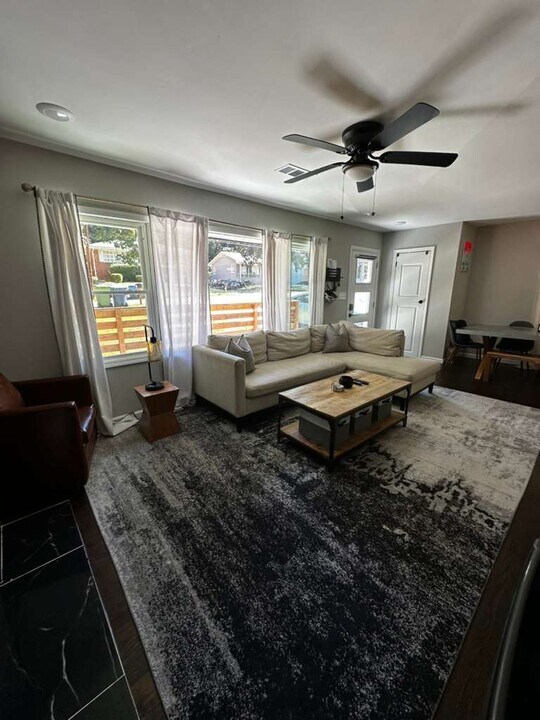 178 Hermer Cir NW, Unit 1 in Atlanta, GA - Building Photo