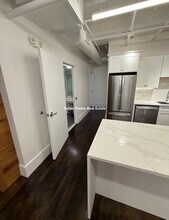 190 High St, Unit 5 in Boston, MA - Foto de edificio - Building Photo