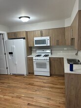 921 Sunset Ridge Dr in Woodstock, IL - Building Photo - Building Photo