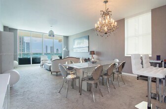 3340 NE 190th St, Unit 909 in Aventura, FL - Foto de edificio - Building Photo