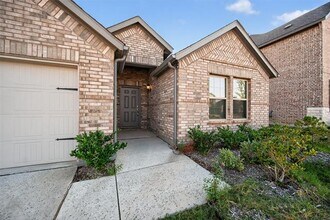 13092 Mizell Ln in Providence Village, TX - Building Photo - Building Photo
