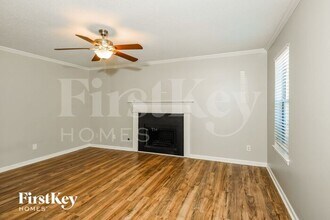 2212 Pixie Rose Ln in Loganville, GA - Building Photo - Building Photo