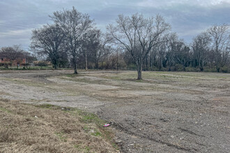 198 Gatewood Ave in Nashville, TN - Building Photo - Primary Photo