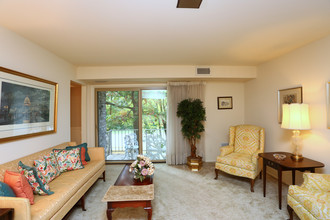 Kenwood Park Apartments in Rosedale, MD - Foto de edificio - Interior Photo