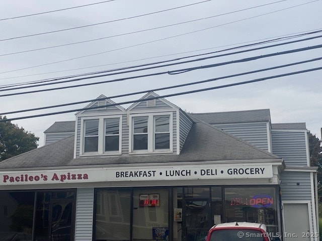 property at 312 Harbor St
