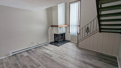 819 Kerns Dr NE in Bolivar, OH - Foto de edificio - Building Photo