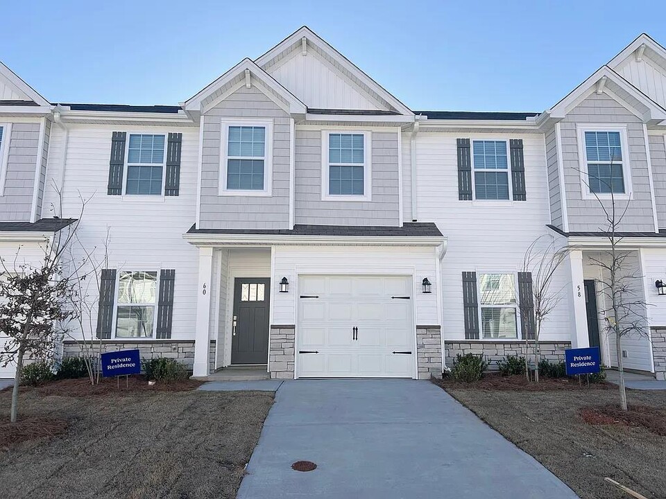 58 Fernhill Ln in Simpsonville, SC - Building Photo