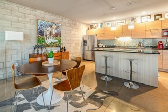 225 N 4th St in Columbus, OH - Building Photo - Building Photo