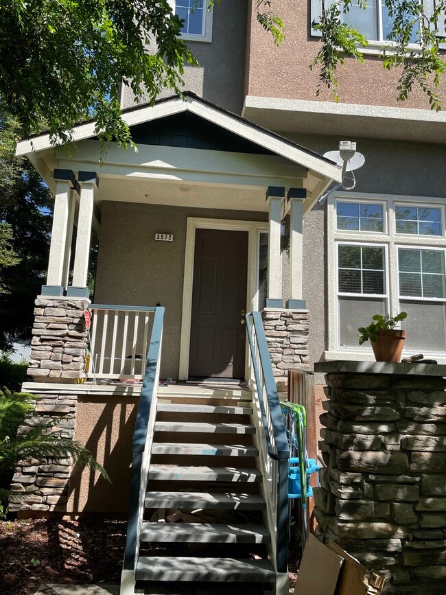 3572 Shadowbrook Ter