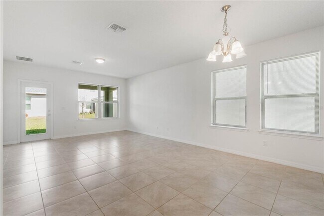 2811 Alpine Meadow Ln in Kissimmee, FL - Building Photo - Building Photo