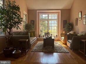 1254 Lamplighter Way in Reston, VA - Building Photo - Building Photo