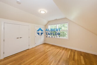 217 Arlington St, Unit 1 in Medford, MA - Building Photo - Building Photo