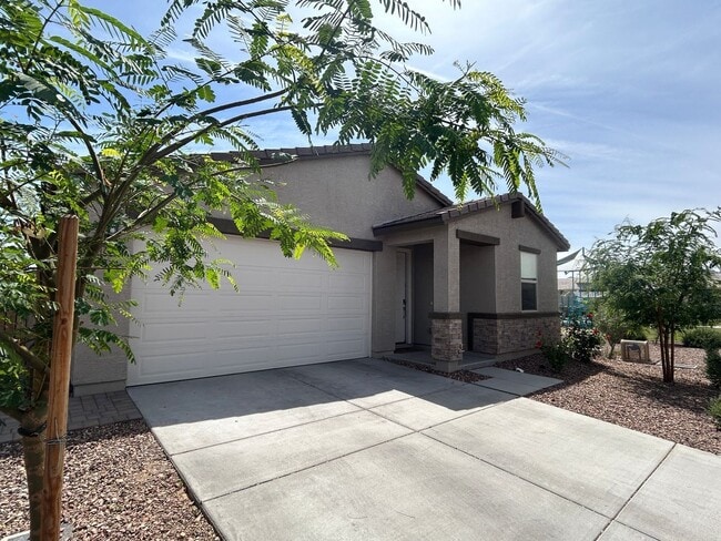 17347 W Sanna St in Waddell, AZ - Building Photo - Building Photo