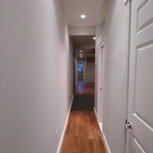 W. 97th St, Riverside Dr, Unit 5 in New York, NY - Building Photo - Building Photo