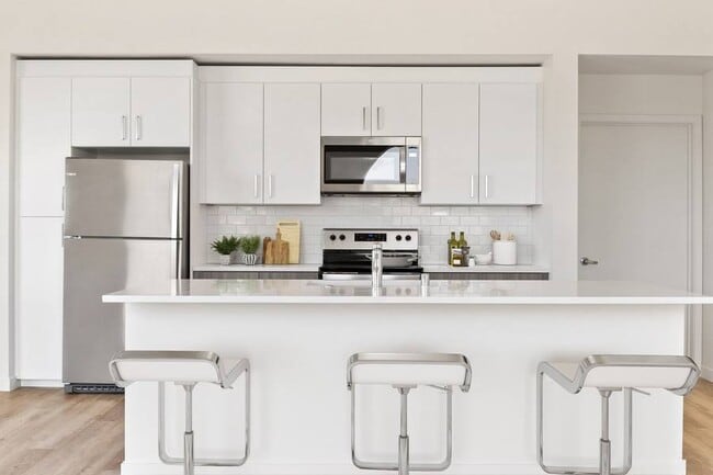 Lincoln Landing Apartments