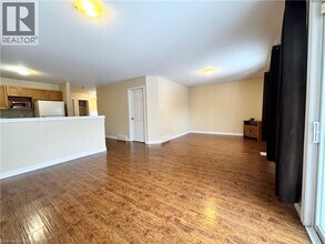 152 Wellington St in Brantford, ON - Building Photo - Building Photo