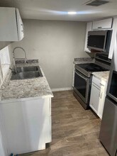 4007 Bonita Rd in Holiday, FL - Foto de edificio - Building Photo