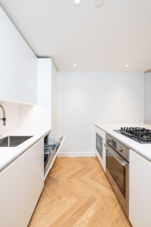 12 Commonwealth Ave, Unit 202 in Boston, MA - Foto de edificio - Building Photo