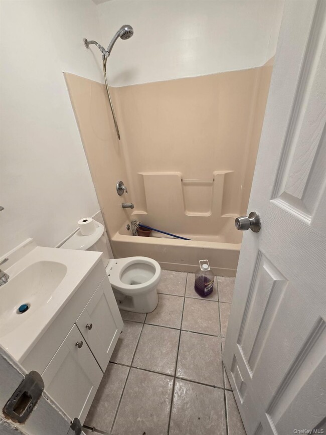 property at 5-28 B 32nd St