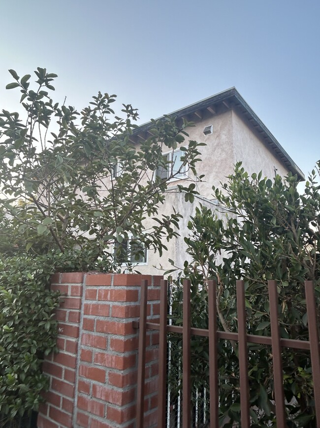 429 Wheeling Way, Unit Highland Park hideout in Los Angeles, CA - Building Photo - Building Photo