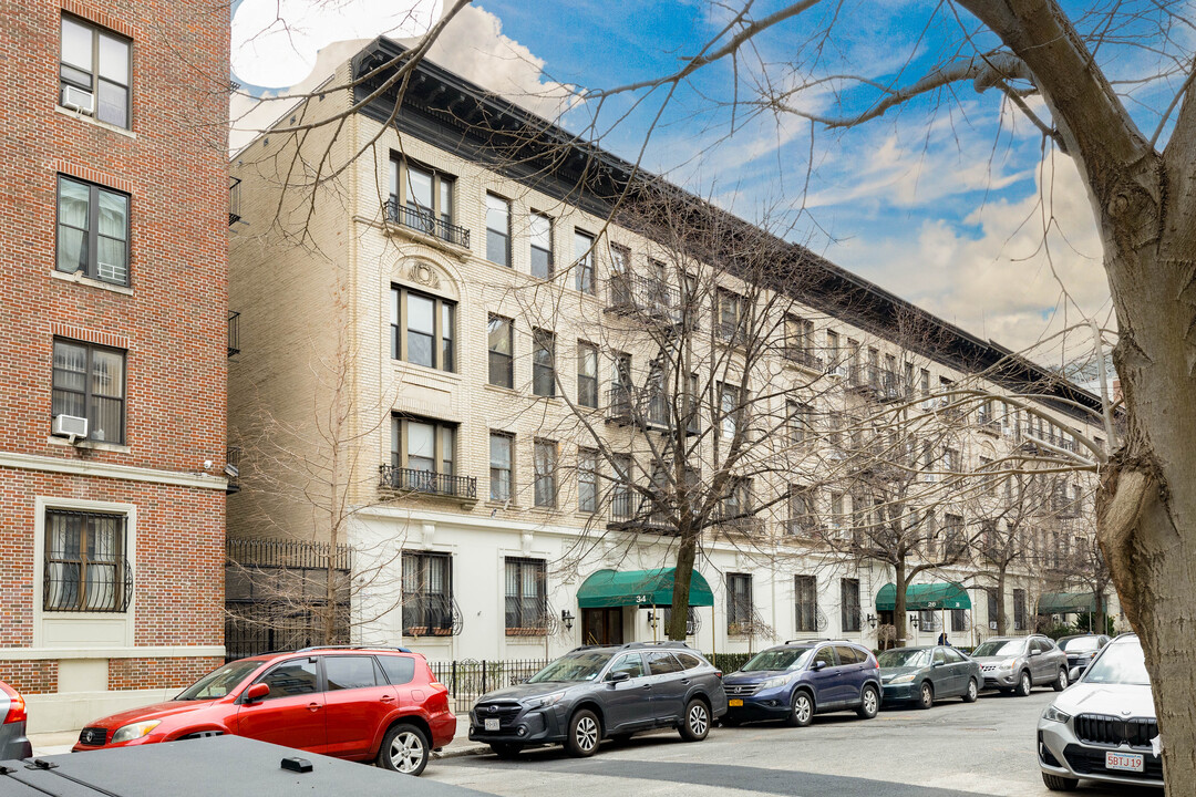 34 Butler Pl in Brooklyn, NY - Building Photo