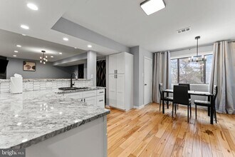 8001 Greenspring Way in Owings Mills, MD - Building Photo - Building Photo