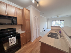 1241 Strassner Dr-Unit -1405 in Brentwood, MO - Building Photo - Building Photo