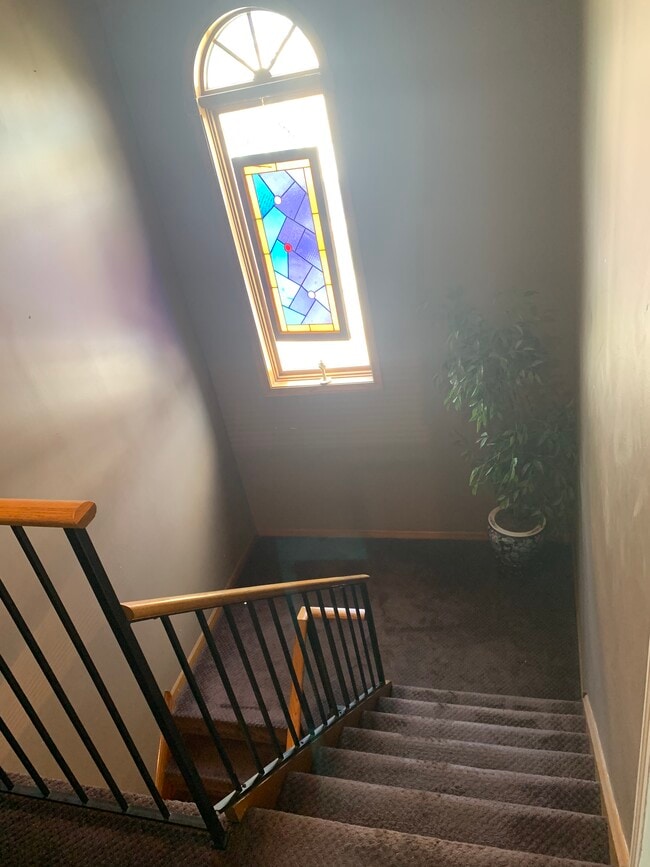 8826 N Chester Ave, Unit 2 in Niles, IL - Foto de edificio - Building Photo