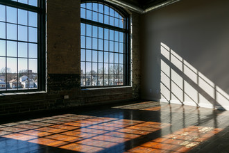 Germantown Mill Lofts in Louisville, KY - Foto de edificio - Building Photo