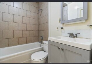 242 Cherry St in Moscow, ID - Building Photo - Building Photo