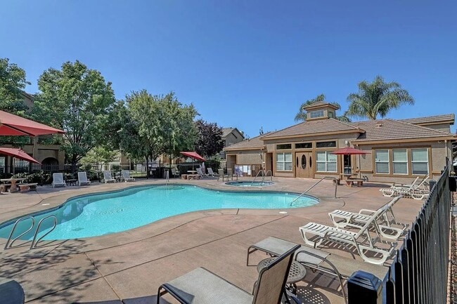 property at 5350 Dunlay Dr