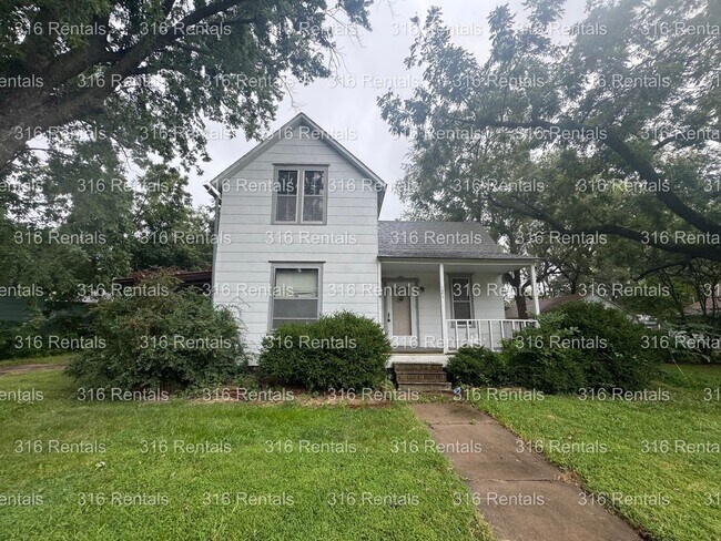property at 121 SW 5th St