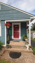 33 Ridgefield St in Meriden, CT - Foto de edificio - Building Photo