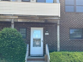 2803 Kent Pl in Hillsborough, NJ - Building Photo