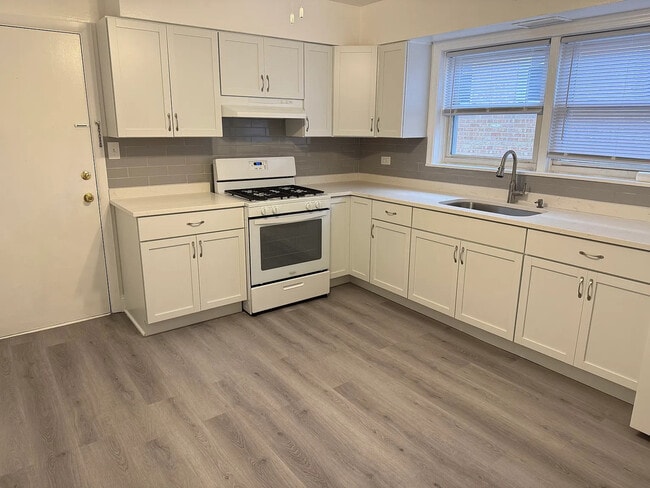 2447 N 78th Ave in Elmwood Park, IL - Building Photo - Building Photo