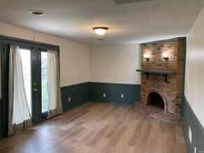 5425 Hewitt Ln in Fort Wayne, IN - Building Photo - Building Photo